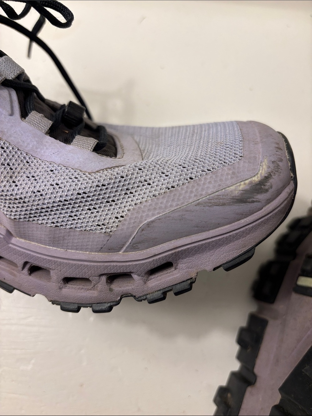 On Running women's Sneakers in Light Lavender and Black - Picture 5 of 5